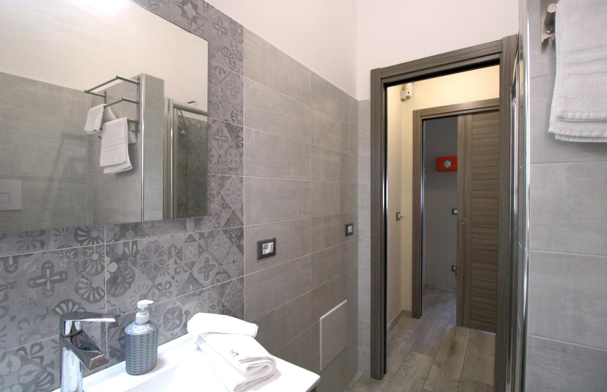 Capo D'Orlando Apartments - Doria 52 Eksteriør billede