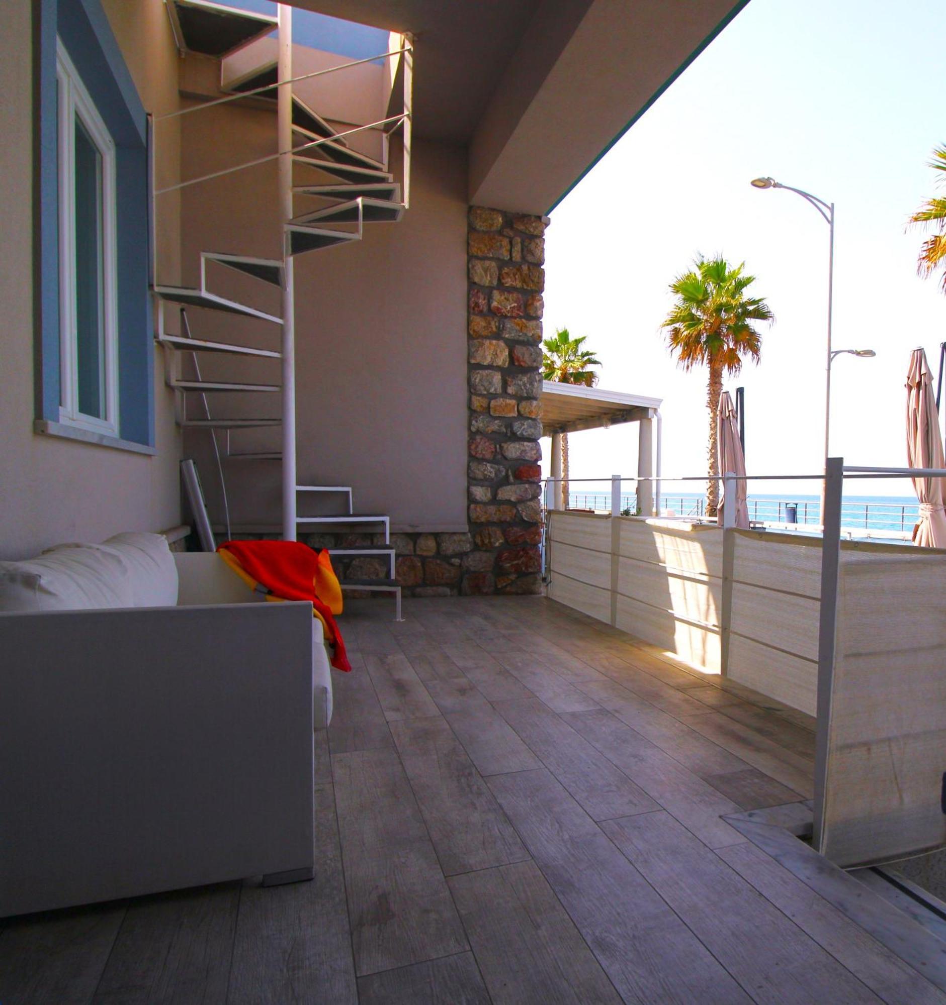 Capo D'Orlando Apartments - Doria 52 Eksteriør billede